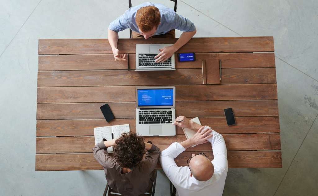 Man and woman hiring a web developer